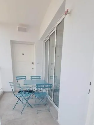 Stylish, Luxurious 2-bedroom Apt